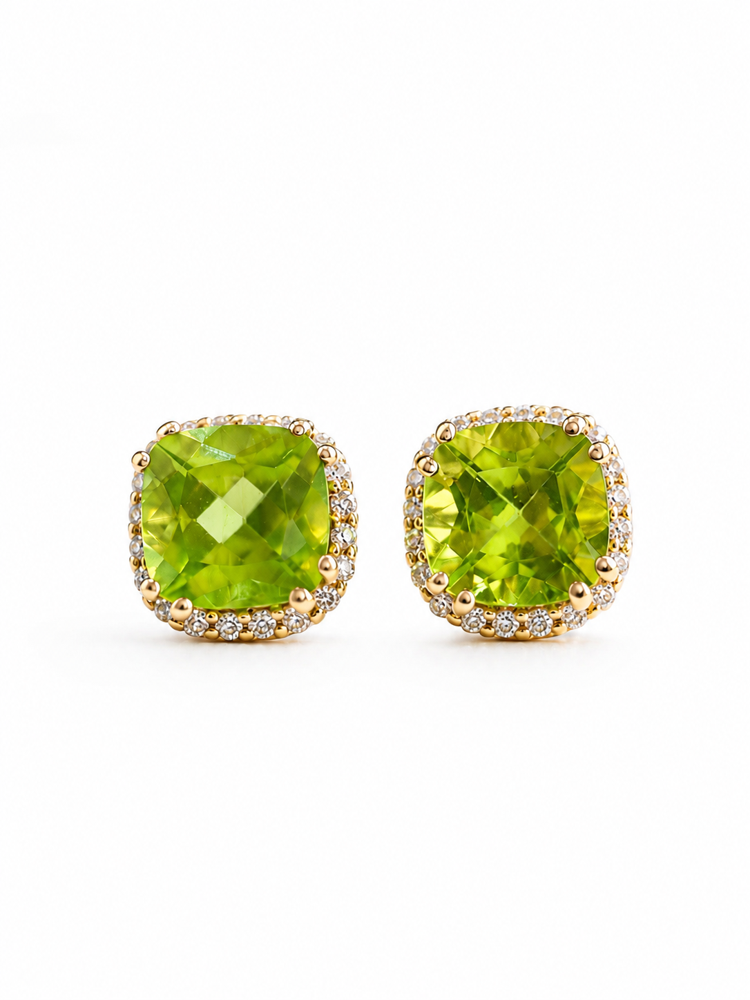 Arete de peridoto con halo de diamantes en oro 14k