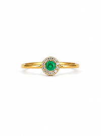 Anillo de mini esmeralda con halo de diamantes naturales en oro 14k