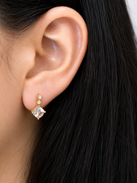 Arete de Morganita y 2 diamantes en oro 10k