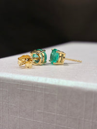 Aretes de esmeralda en oro 14k