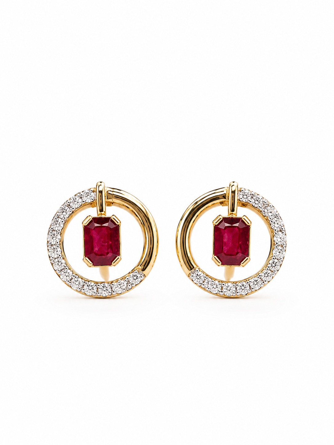 Arete de rubí con diamantes naturales en oro 14k