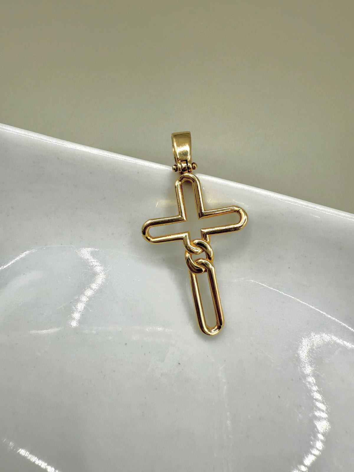DIJE CRUZ ORO 14k