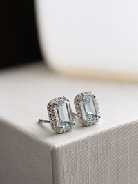 Aretes de aguamarina con halo de diamantes en oro 14k