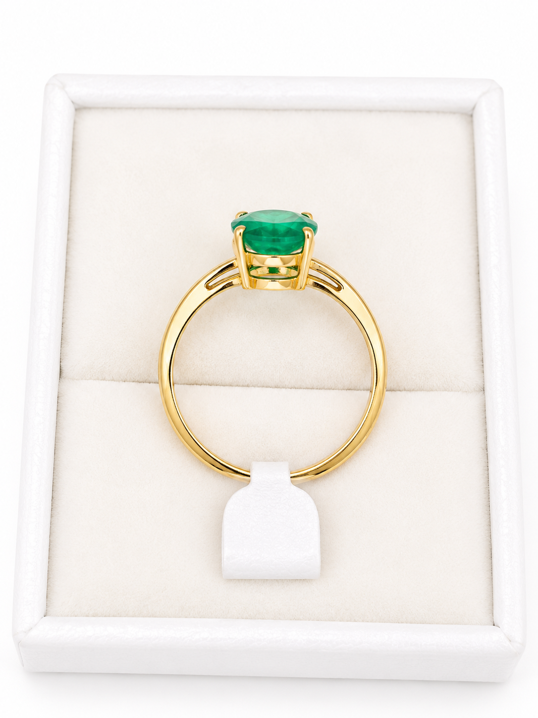 Anillo oval de esmeralda en oro 14k