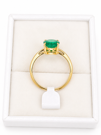 Anillo oval de esmeralda en oro 14k