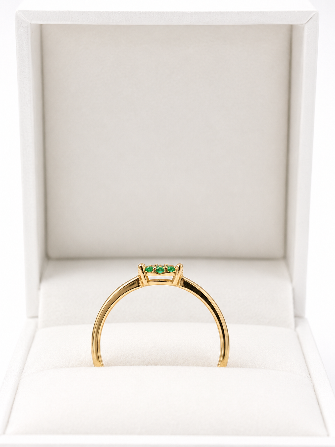 Anillo de esmeraldas con diamantes naturales en oro 14k