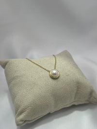 Gargantilla con dije de perla