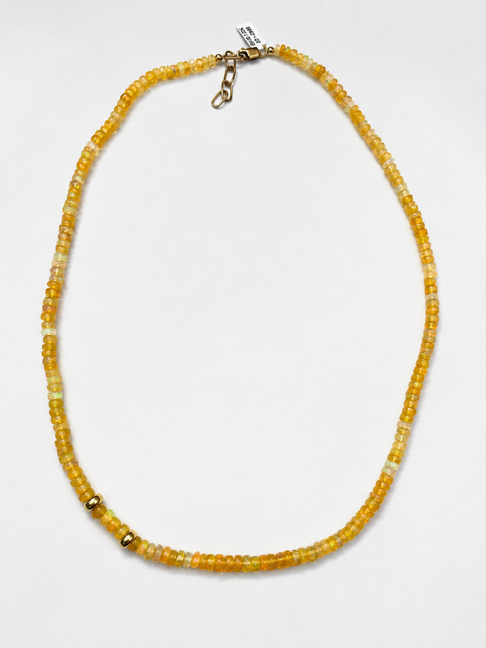 Collar de ópalo con broche y extension oro 10k