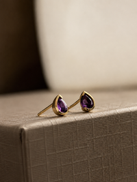 Arete mini gota medio biselado en oro 14k