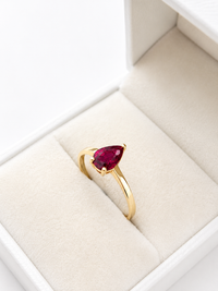 Anillo de rubi en gota oro 14k