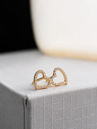Arete corazón con diamantes naturales en oro 14k