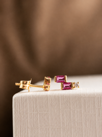 Arete Turmalina Rosa con un mini diamante en oro 14k