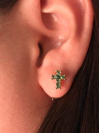 Arete cruz de esmeralda en oro 14k