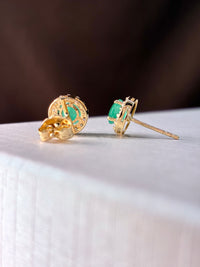Aretes de esmeralda con halo de diamantes oro 14k
