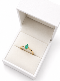 Anillo Gota de esmeralda en oro 14k