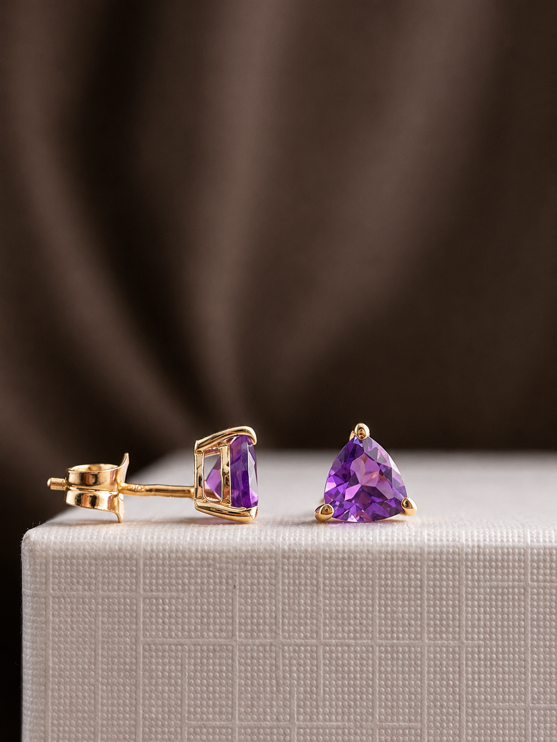 Arete de amatista en oro 14k