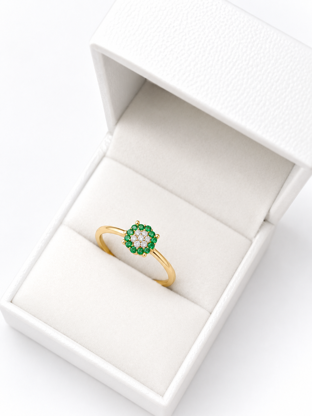 Anillo de esmeraldas con diamantes naturales en oro 14k