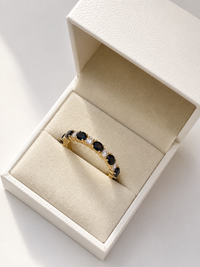 Anillo de zafiro con diamantes naturales en oro 10k