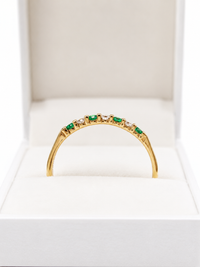 Anillo churumbella de esmeralda y diamantes en oro 14k