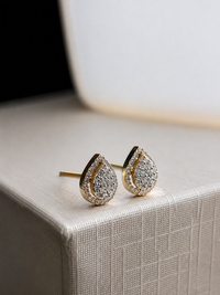 Aretes gota de diamantes naturales en oro 10k