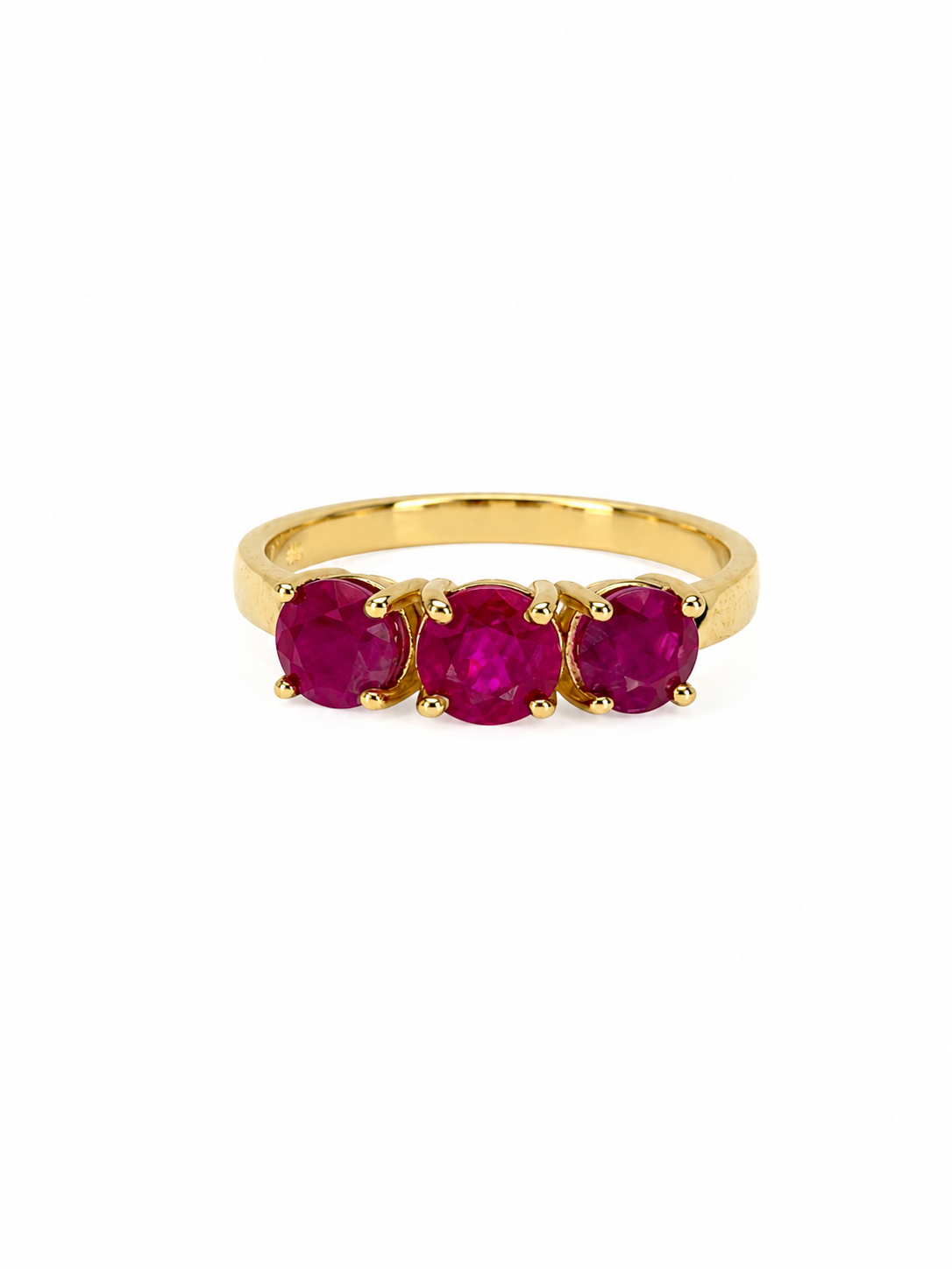 Anillo de 3 rubi natural en oro 14k