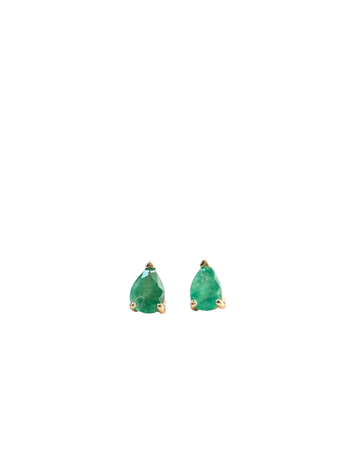 Arete de mini Gota esmeralda en oro 14k