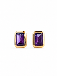 Arete de amatista biselado en oro 14k