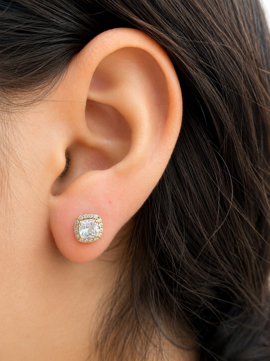 Aretes Diamante de lab. En oro 14k