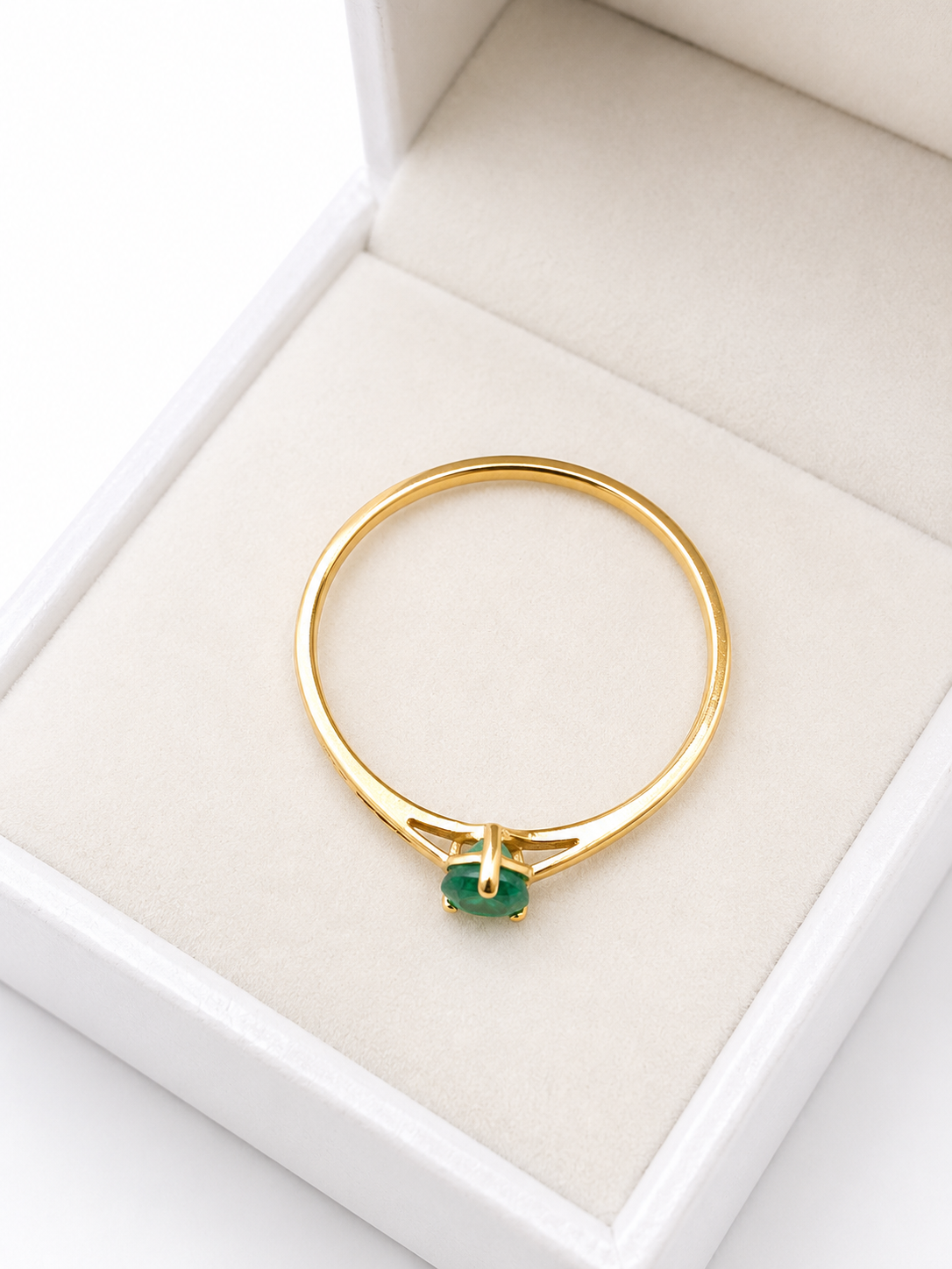 Anillo Gota de esmeralda en oro 14k