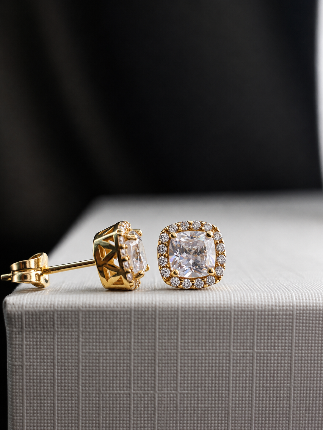 Aretes Diamante de lab. En oro 14k