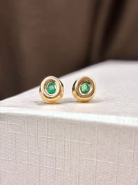 Arete biselado de esmeralda en oro 14k