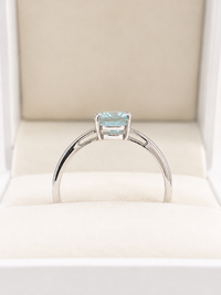 Anillo aguamarina oval en oro 14k