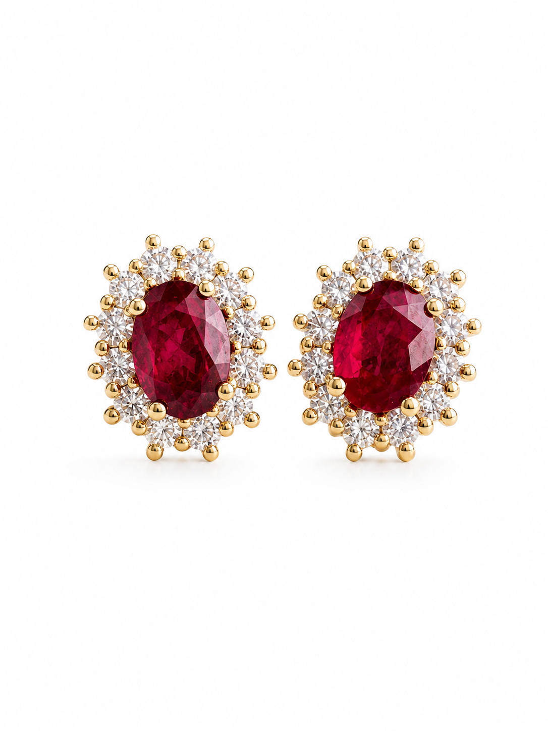 Arete de rubí con halo de diamantes en oro 14k