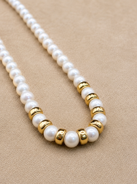 Collar de perla con broche oro 10k y bolitas gold filled