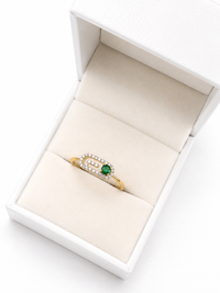 Anillo de esmeralda mini con diamantes naturales en oro 14k