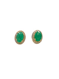 Arete oval de esmeralda con halo de diamantes naturales en oro 14k