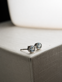 Aretes de Aguamarina en oro blanco 14k