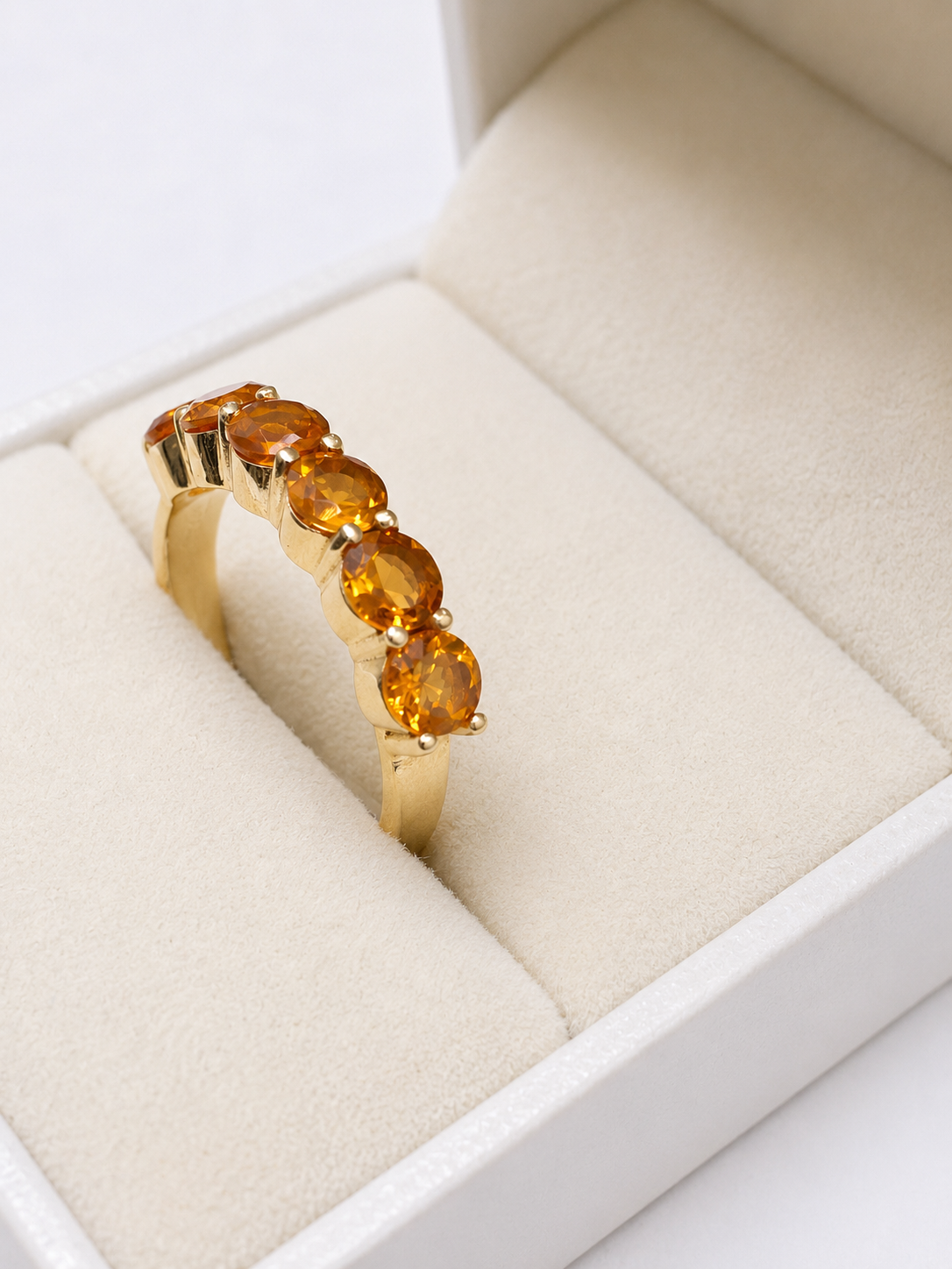 Anillo citrino en oro 14k