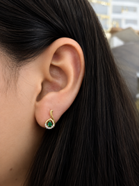 Arete de esmeralda con diamantes en oro 14k