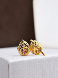 Arete de gota amatista con halo de diamantes en oro 10k
