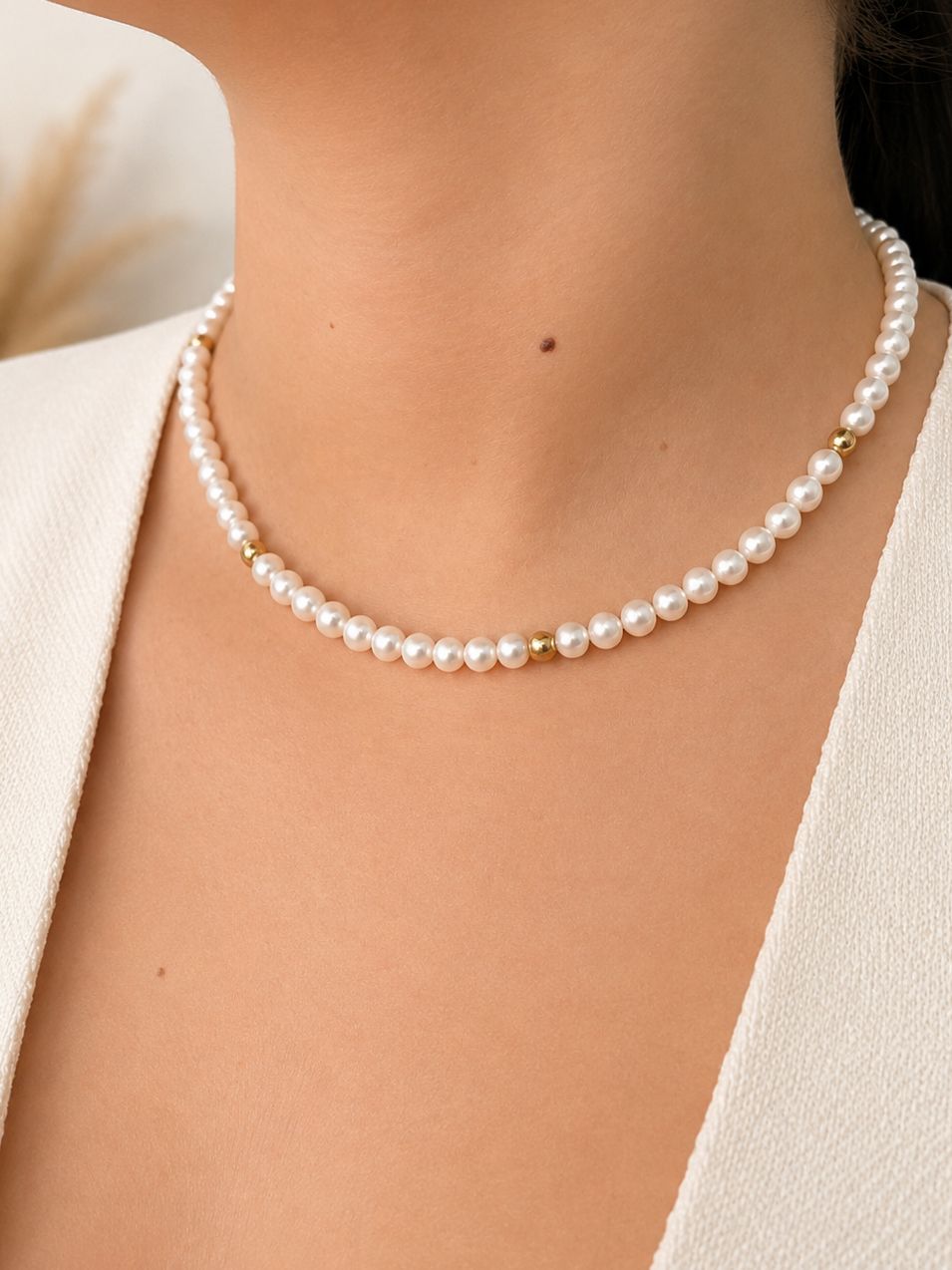 Collar de perla con broche y extensión de oro 10k con bolitas gold filled