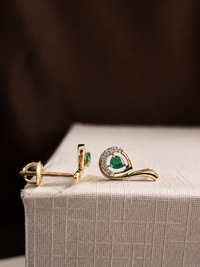 Arete de esmeralda con diamantes en oro 14k
