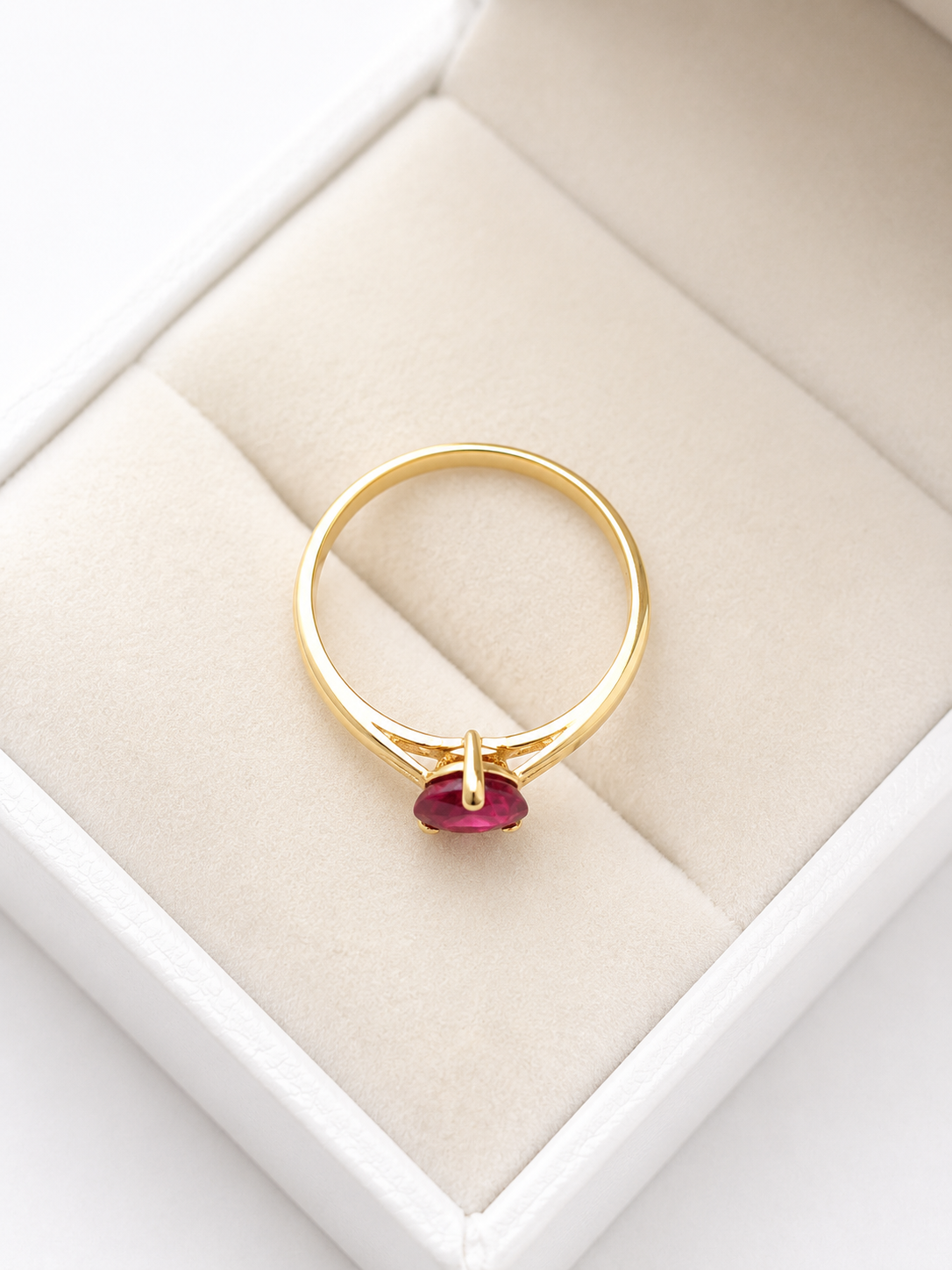 Anillo de rubi en gota oro 14k