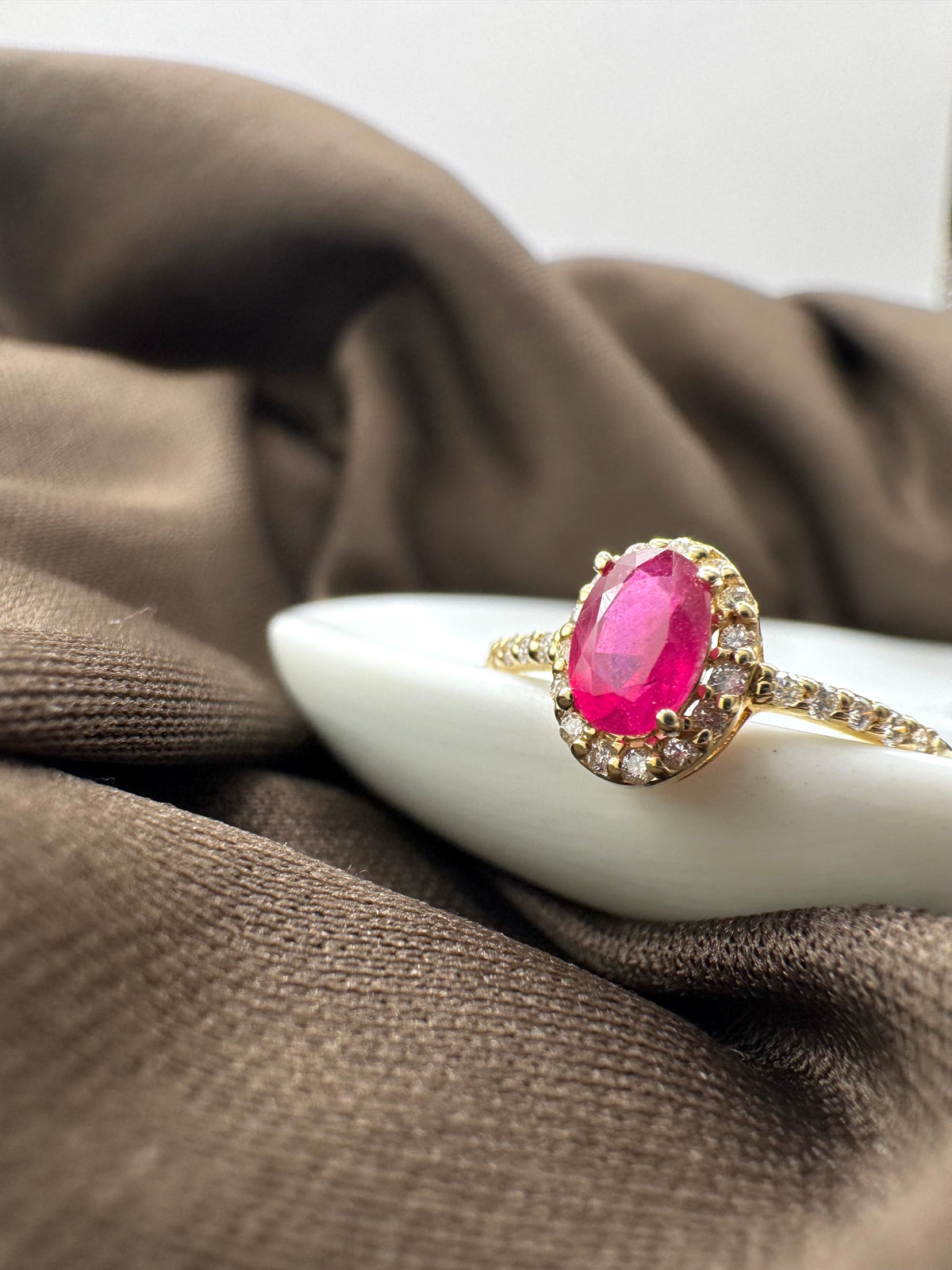 Anillo Rubí oro 14k