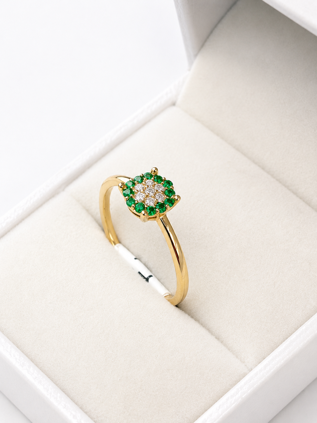 Anillo de esmeraldas con diamantes naturales en oro 14k