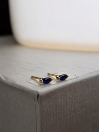 Arete mini zafiro en oro 10k
