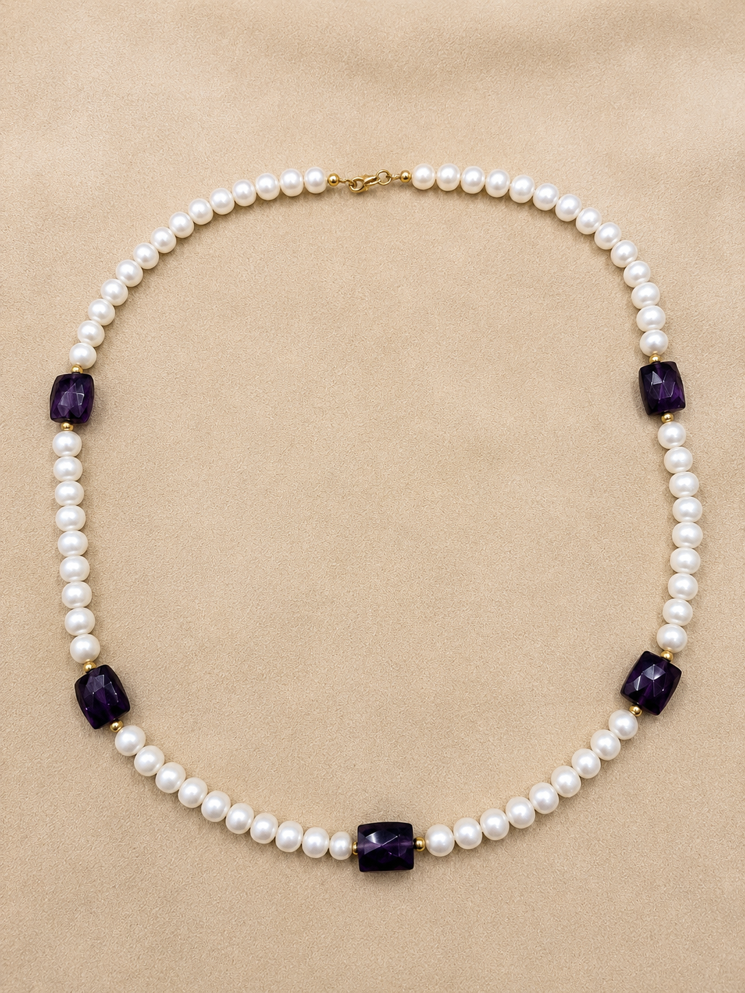 Collar de perla con amatista y broche oro 10k