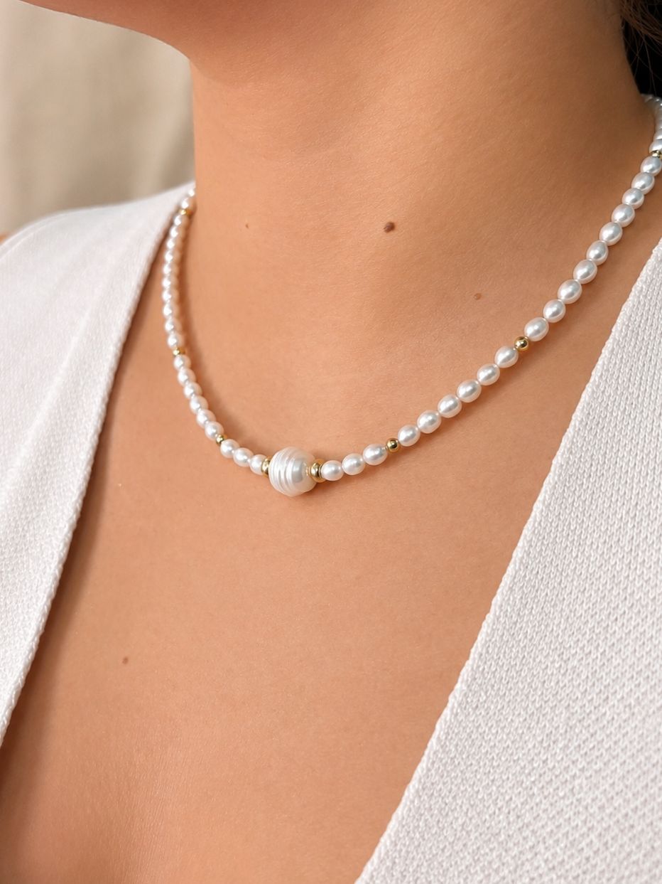 Collar de perla natural con broche oro 10k y bolitas gold filled