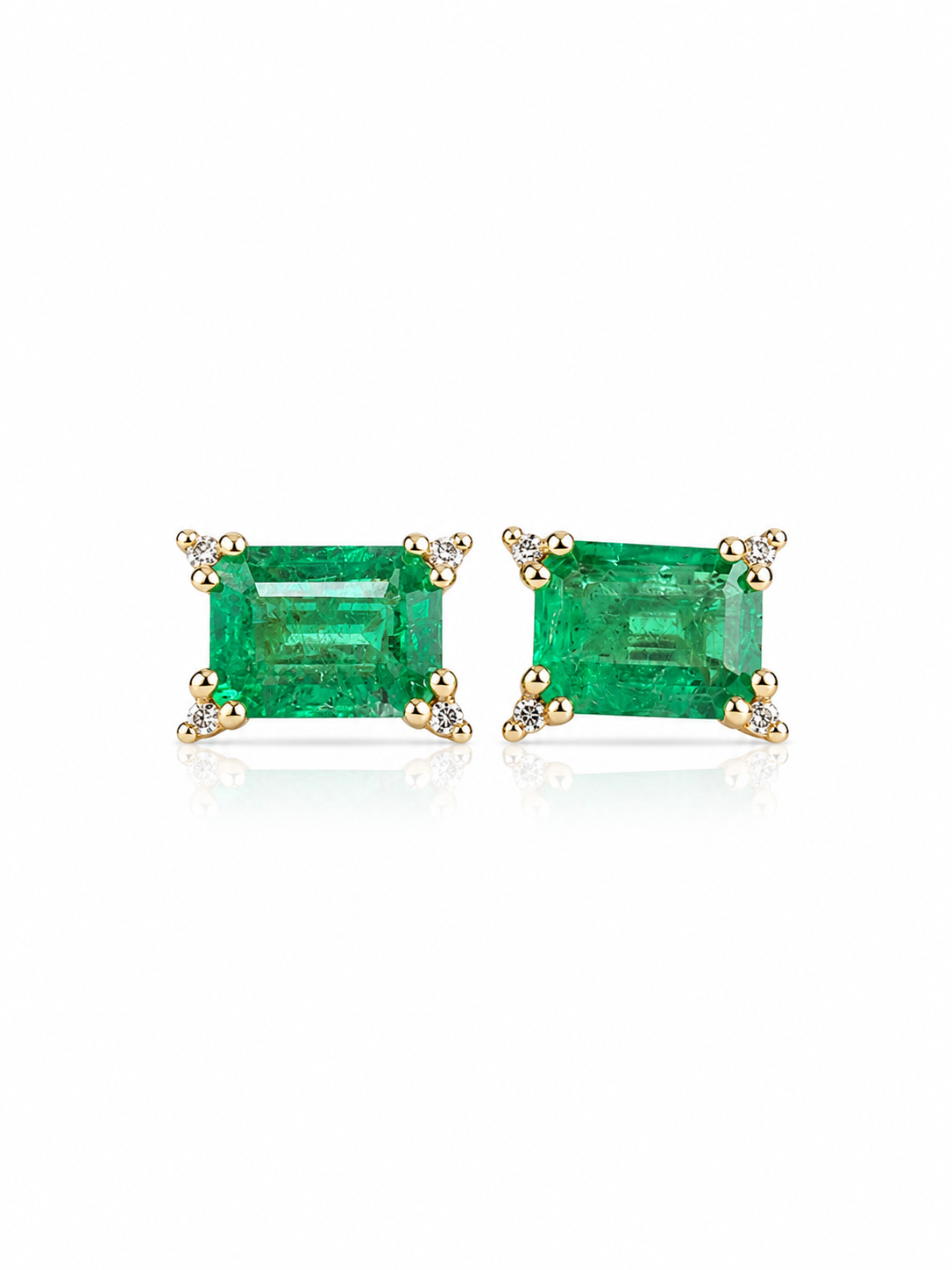 Aretes Esmeralda con 4 mini diamantes en oro 14k