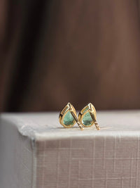 Arete esmeralda gota biselado oro 14k